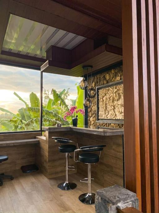 Tori Klumpu, 3 Bedroom Artistic Villa, Dual Views Near Ubud Badung  Esterno foto